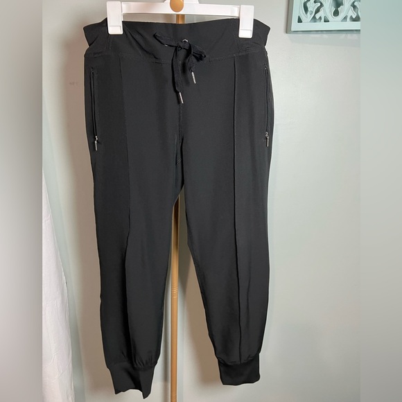 Calvin Klein Jeans Black Jogger Sweatpants - Picture 1 of 5